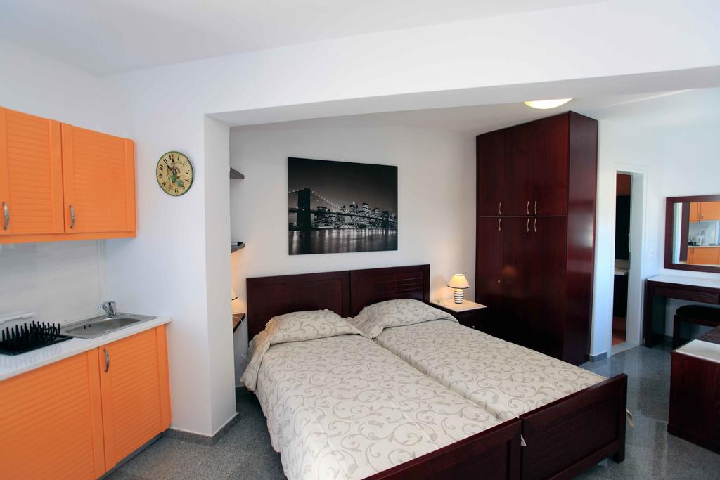 Stegadi Apartments Сикинос Экстерьер фото